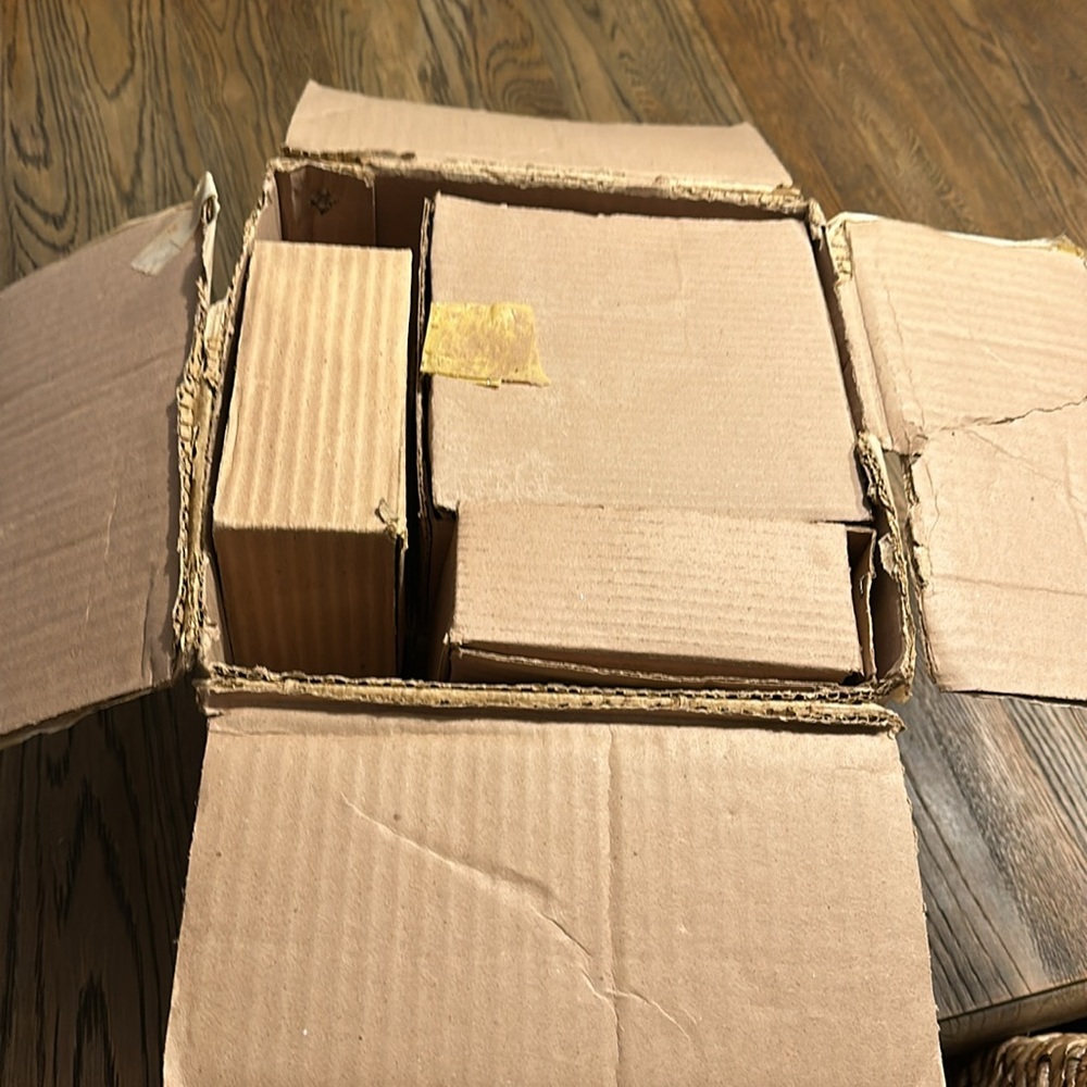 EXTRA SHIPPING ONLY - Do Not Buy without Tienshan Folk Craft Christmas set for 4